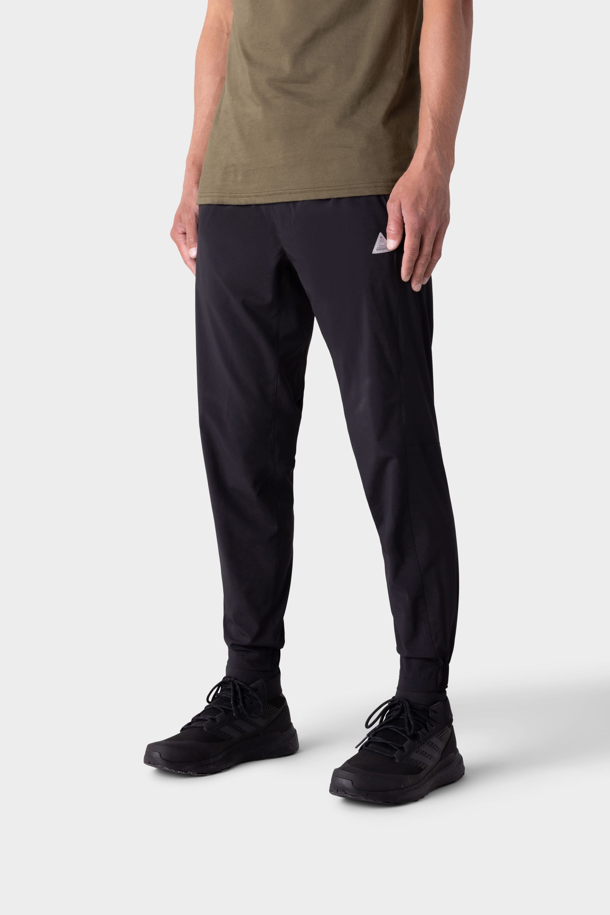 NWT Reebok Slim Athletic Fit Black Men's Jogger Sweatpants Size 2XL Zipper  Legs
