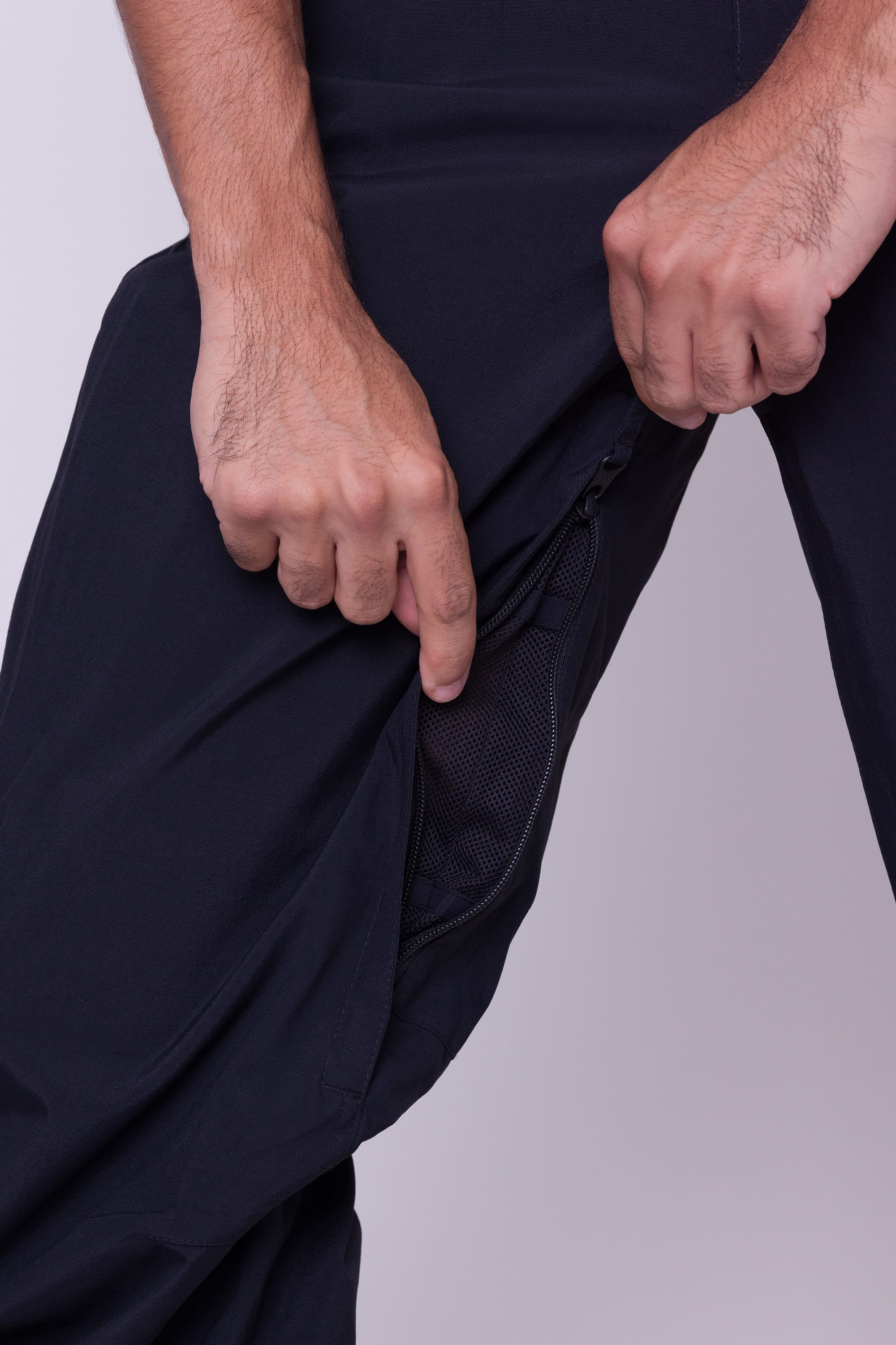 Unisex FIN Pants Solid