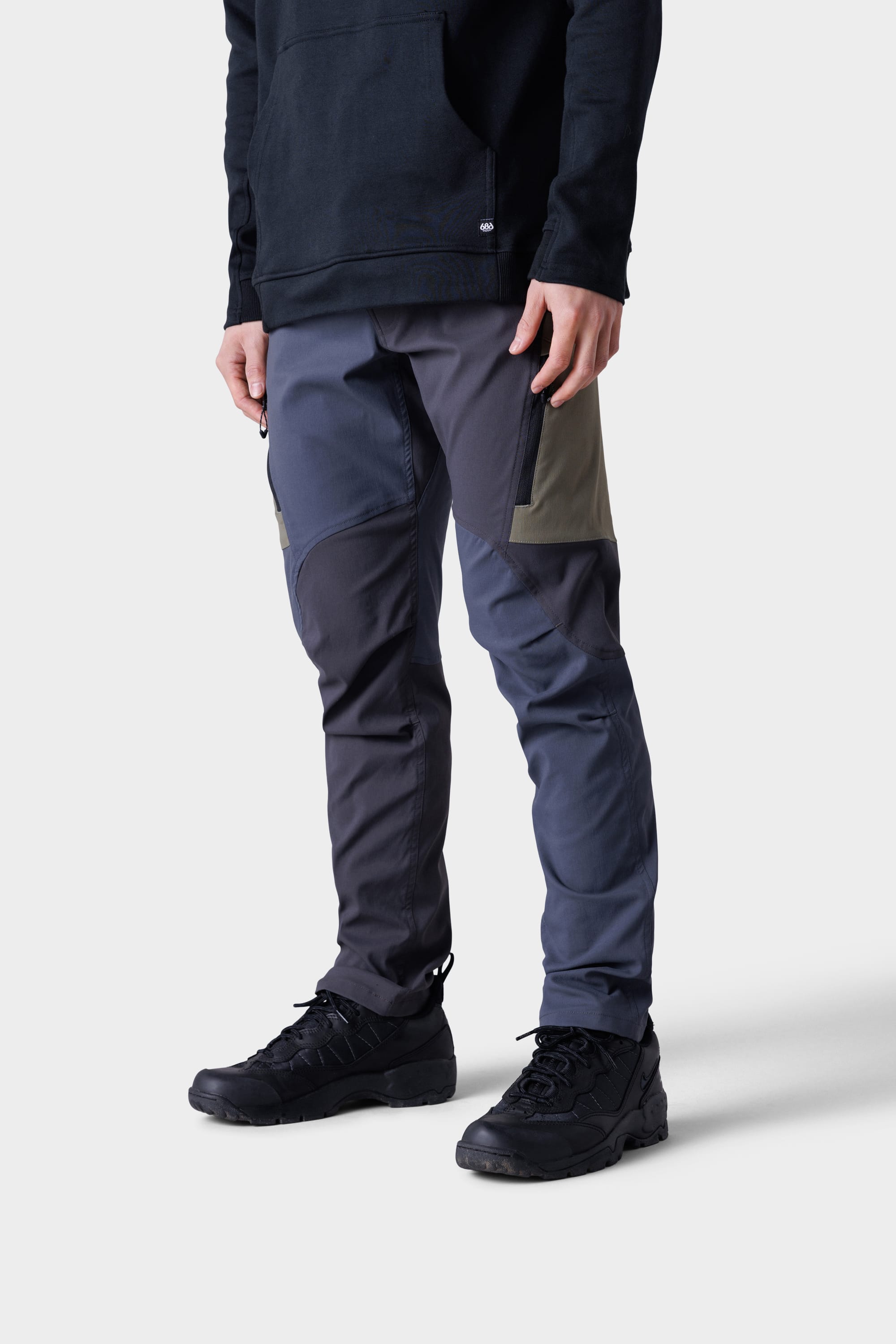 https://www.686.com/cdn/shop/products/1-686_AT_CARGO_PANT_SLIM_DUSTY_FATIGUE_CB_2296_f2663efd-182f-4f97-be62-f93be77ac5f7.jpg?v=1708030083&width=2000